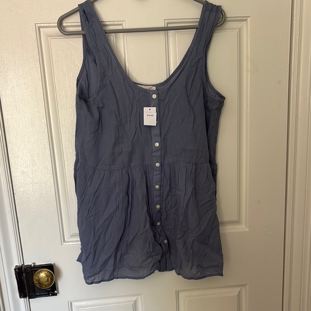 American Eagle Outfitters Blue Sleeveless Button-Front Top. NWT